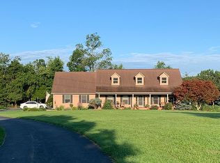 100 Sage Rd, Staunton, VA 24401