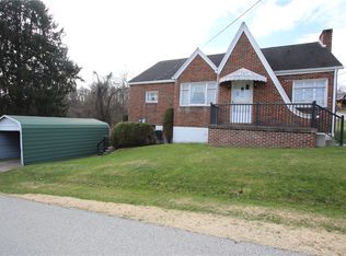 6 Center Ave, Monongahela, PA 15063