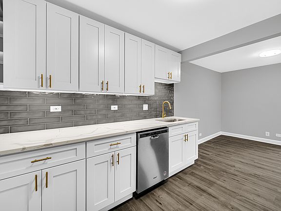 5th image of 1815 Tanglewood Dr Unit 3D