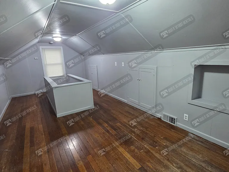 16647 Rossini Dr — Photo 14