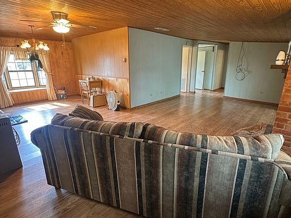 3rd image of 9014 5th St