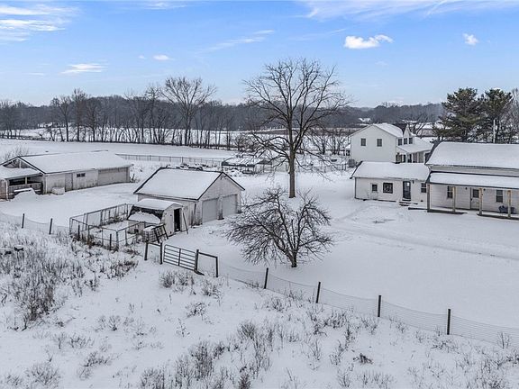 5th image of 3080 Saxe Rd