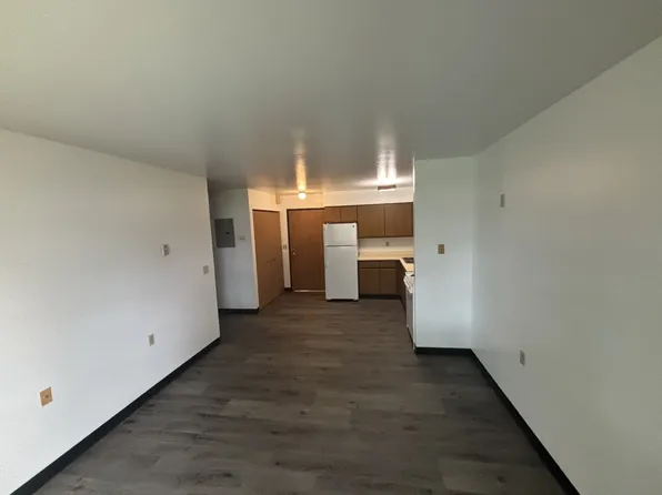 527 Jefferson St #201, Mauston, WI 53948