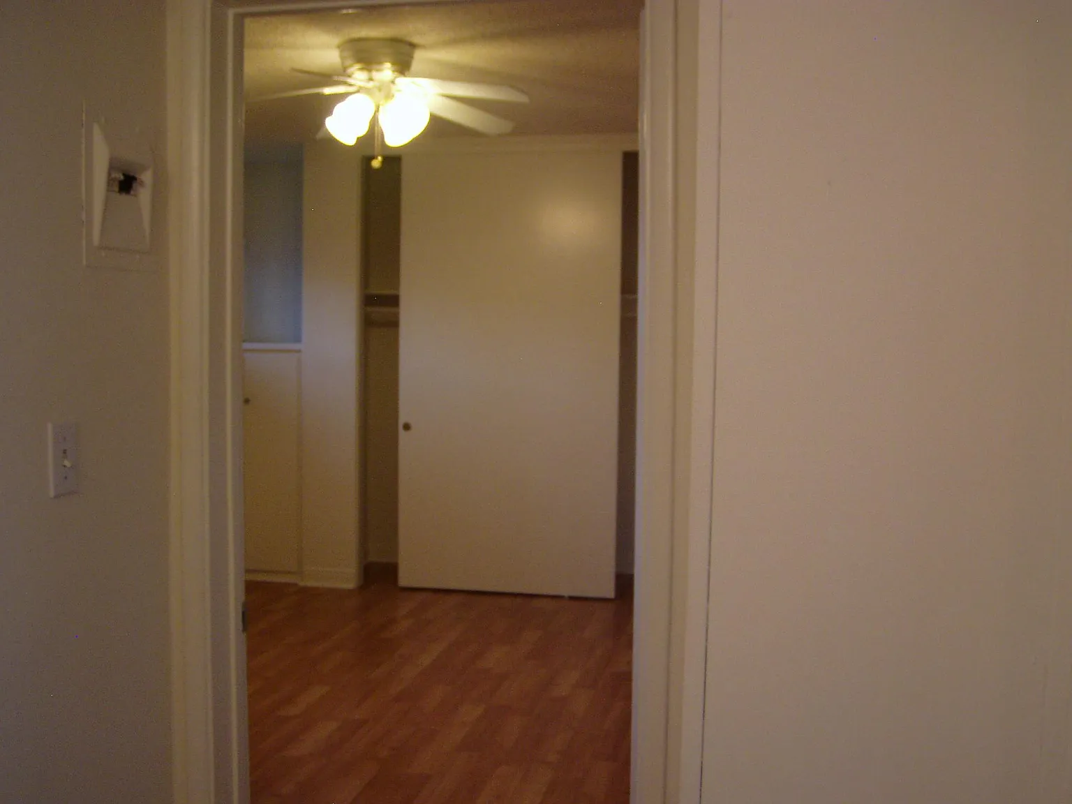 1 bed, 1050 sqft, $2,149 — Photo 4