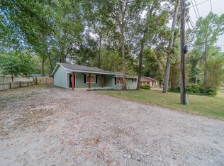 5739 Skylane Dr, Montgomery, TX 77316