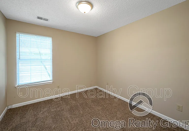 6749 Lakes Edge Ln — Photo 21
