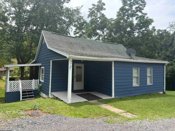576 Reubens Run Rd, Fairmont, WV 26554