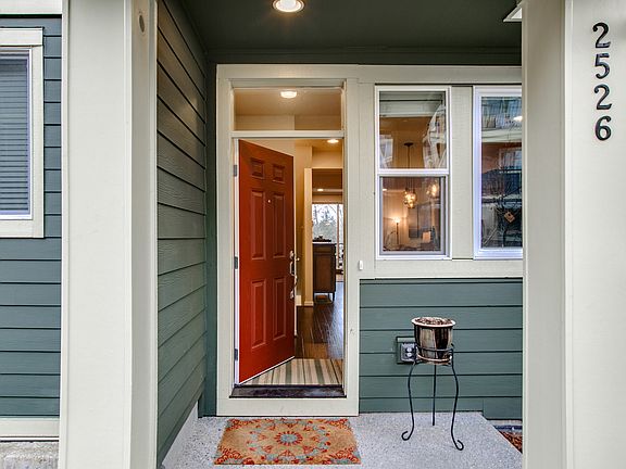 3rd image of 2526 NE Mulberry Walk