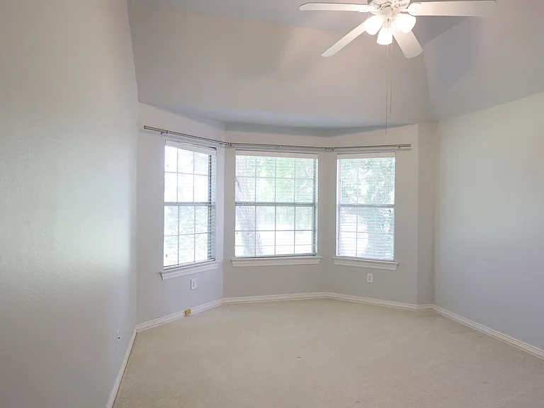 2712 Northview Dr — Photo 24