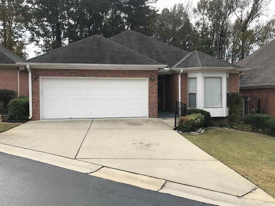 1st image of 104 Windemere Dr