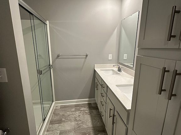 3/4 Bathroom