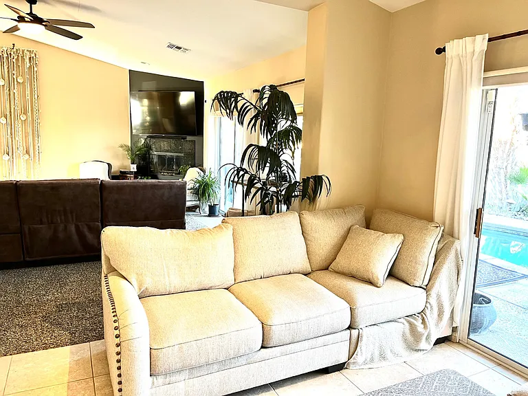 45235 Crystal Springs Dr — Photo 16