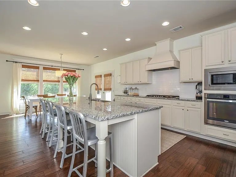 2430 Wildlife Ct — Photo 6
