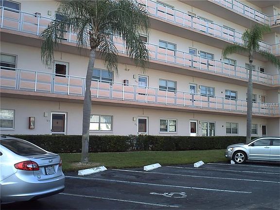 2nd image of 5623 80th St N Unit 206