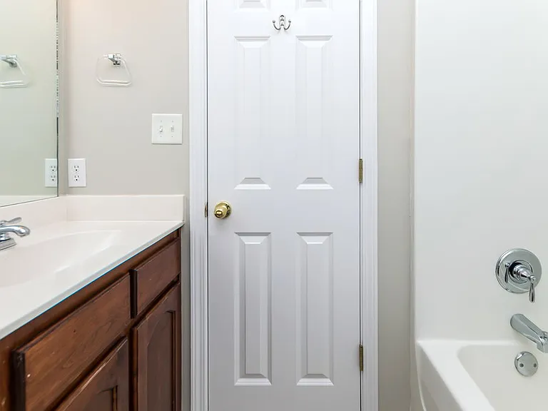 10805 Paul Coleman Dr — Photo 9