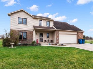 11870 NE Smuts St, Zanesville, IN 46799