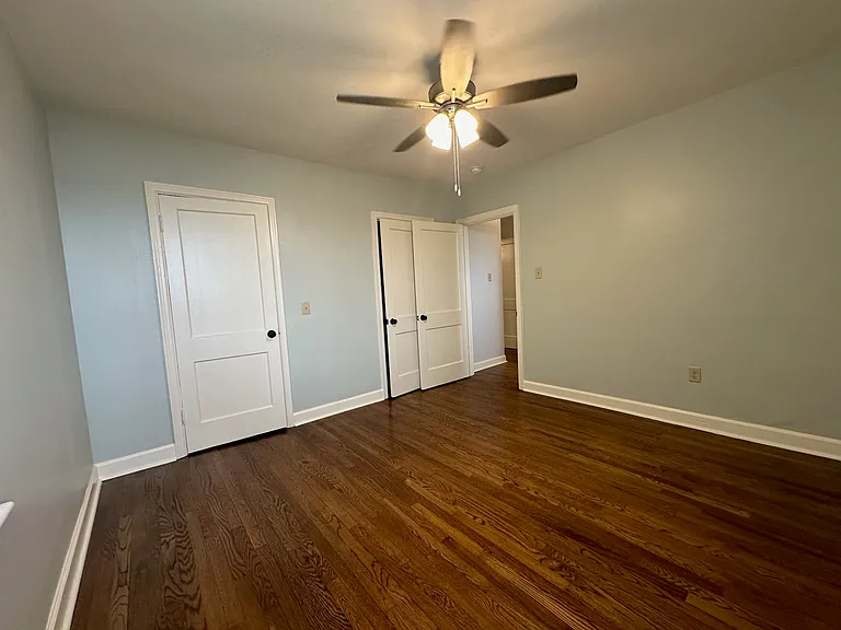Louisiana Terrace — Photo 23