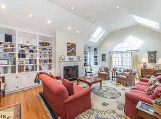 11 Warwick Rd, Summit, NJ 07901