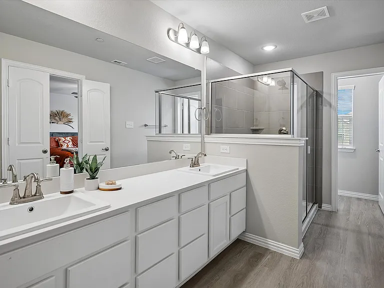 2829 Bellflower Dr — Photo 18