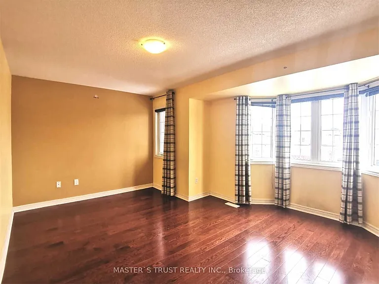 213 River Ridge Blvd — Photo 16