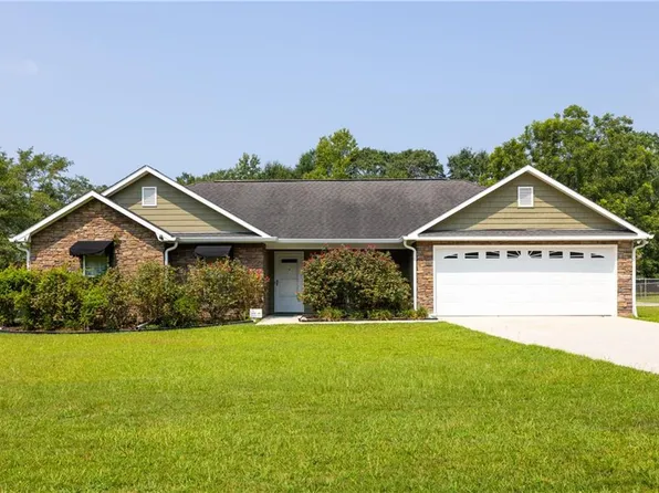 2801A Poyner Dr #A, Phenix City, AL 36870