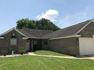 9475 Gross St, Beaumont, TX 77707