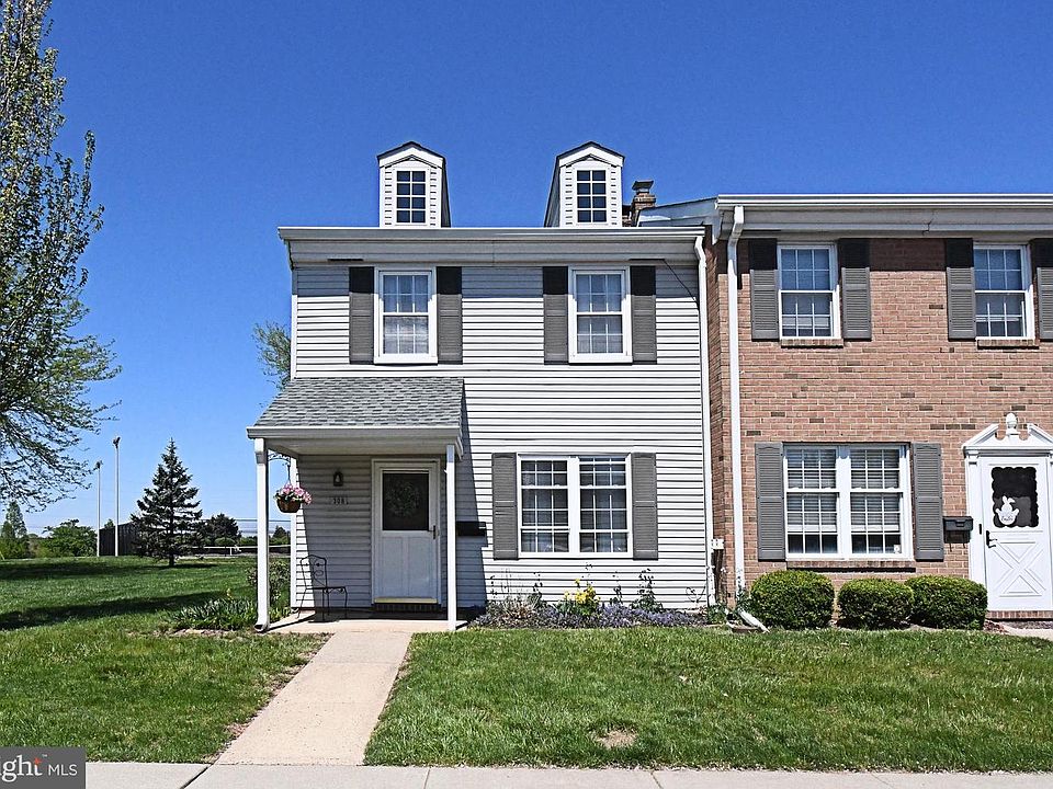 1st image of 308 Christopher Ct