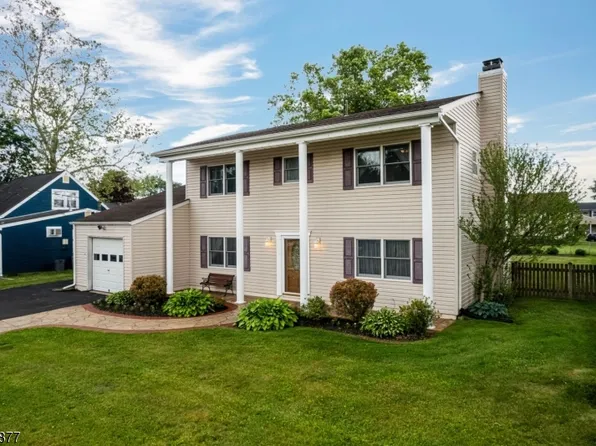 14 Allyson Rd, Mount Olive Twp., NJ 07836