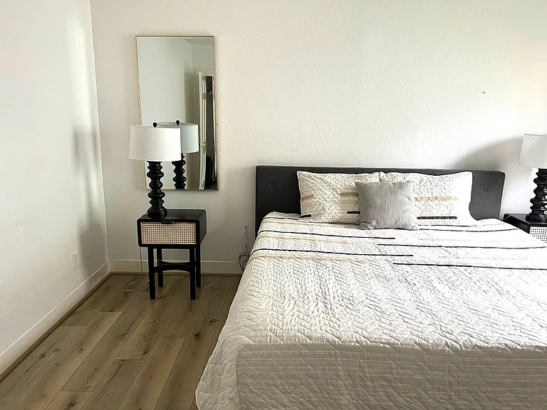 5106 Clay St — Photo 10
