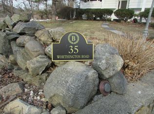 35 Worthington Rd, White Plains, NY 10607