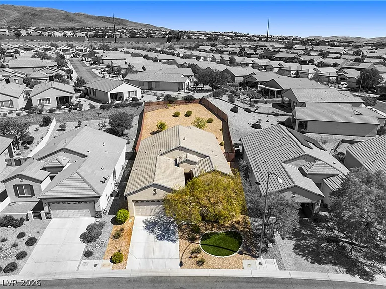 2635 Solera Moon Dr — Photo 36