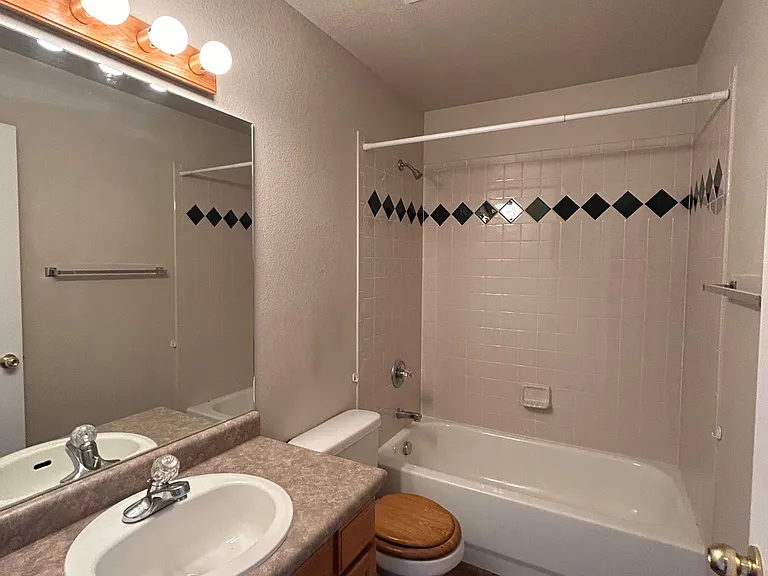 4715 Canyon Wren Ln — Photo 16