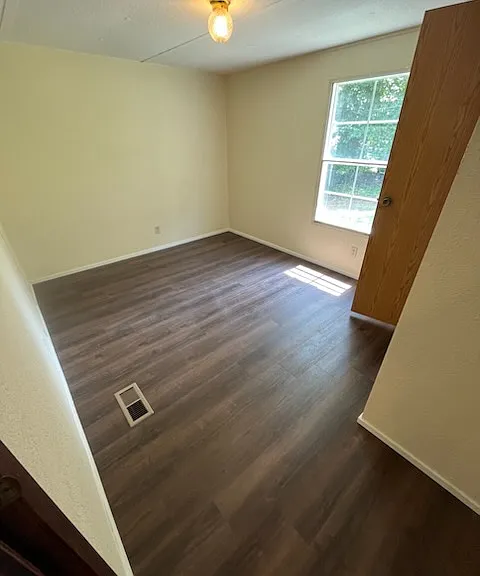 113 Deer Track Ln — Photo 11