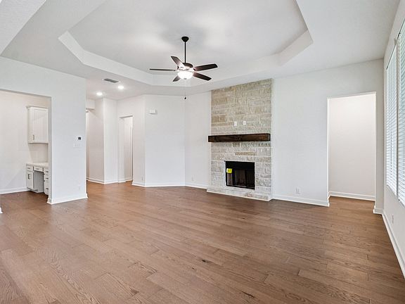 Saddlebrook Ranch - San Saba Interior Image 2