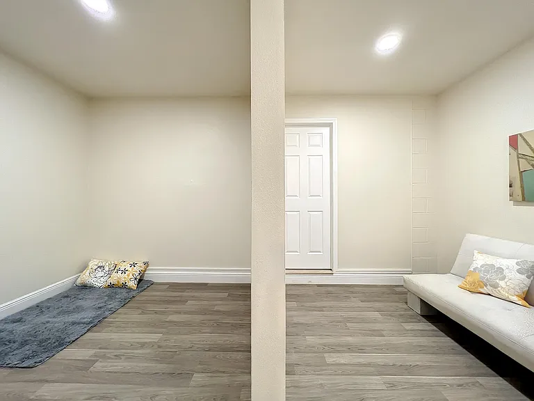 Park Manor Dr — Photo 14