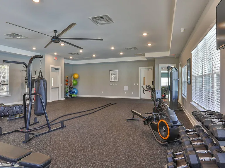 742 Upstate Campus Dr — Photo 40