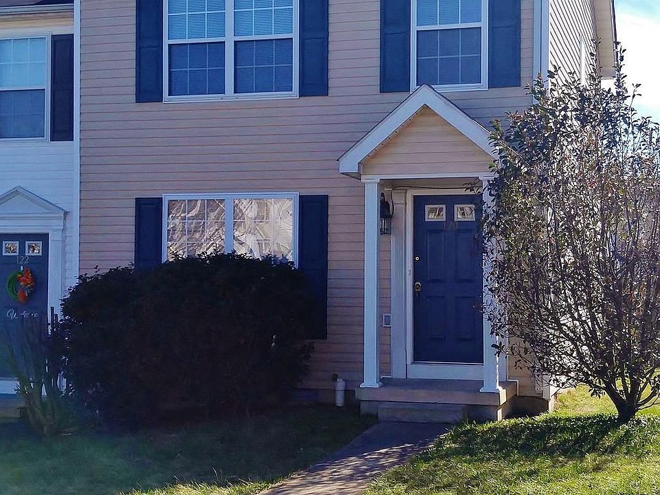 1st image of 120 Copperfield Ln