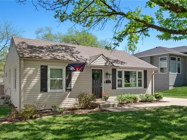 5531 Reeds Rd, Mission, KS 66202