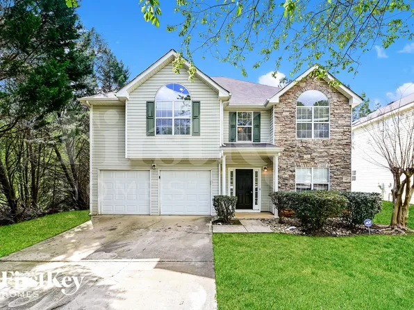 25 Spring Lake Ter, Covington, GA 30016