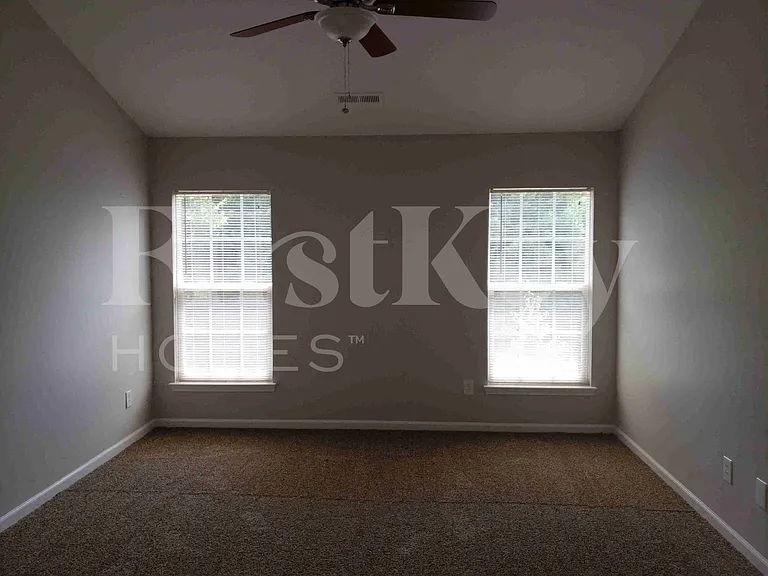3760 Thornaby Cir — Photo 16