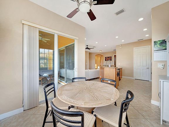 5th image of 8204 NW 128th Lane #8204