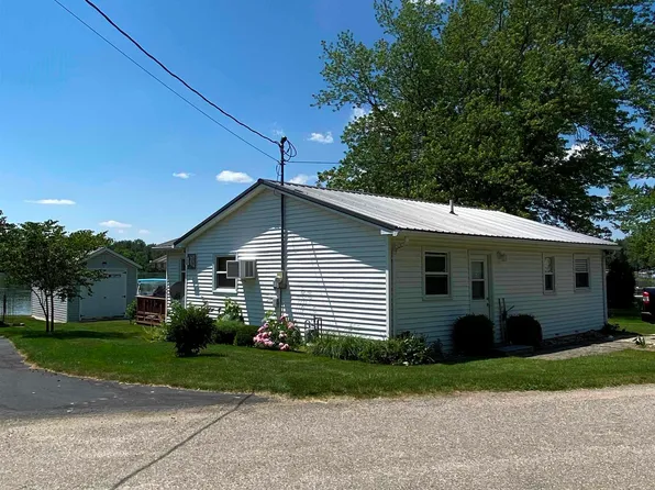 5323 W Warren Ave, Silver Lake, IN 46982