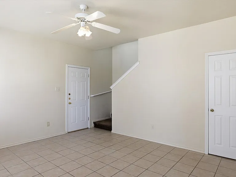 885 Sagewood Trl — Photo 8