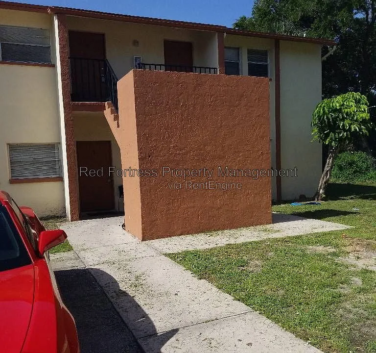 2510 Central Ave #9