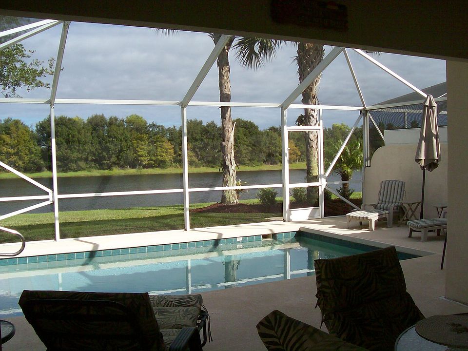 1st image of 9072 SE Retreat Dr
