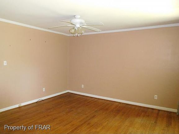 5th image of 309 W Edinborough Ave