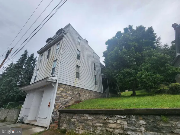 233 S 2nd St, Steelton, PA 17113