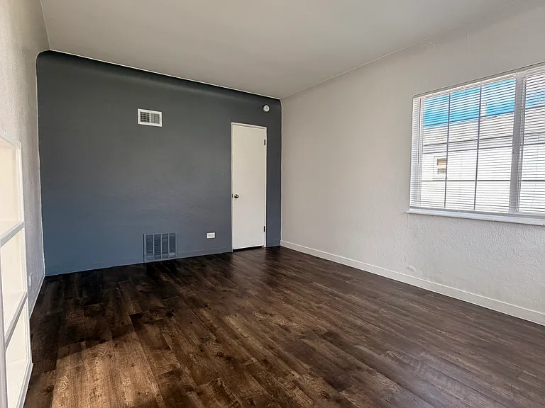 2811 S Lincoln St #2817 — Photo 6