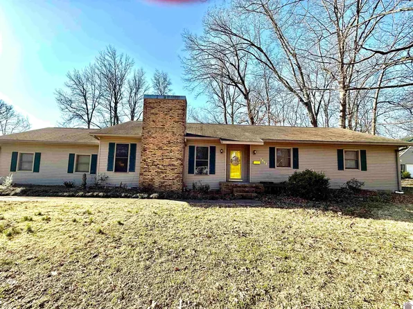 1617 Locust St, Murray, KY 42071