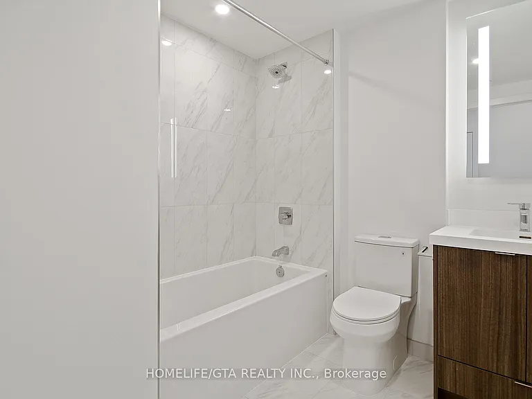 30 Inn On The Park Dr #2104 — Photo 28